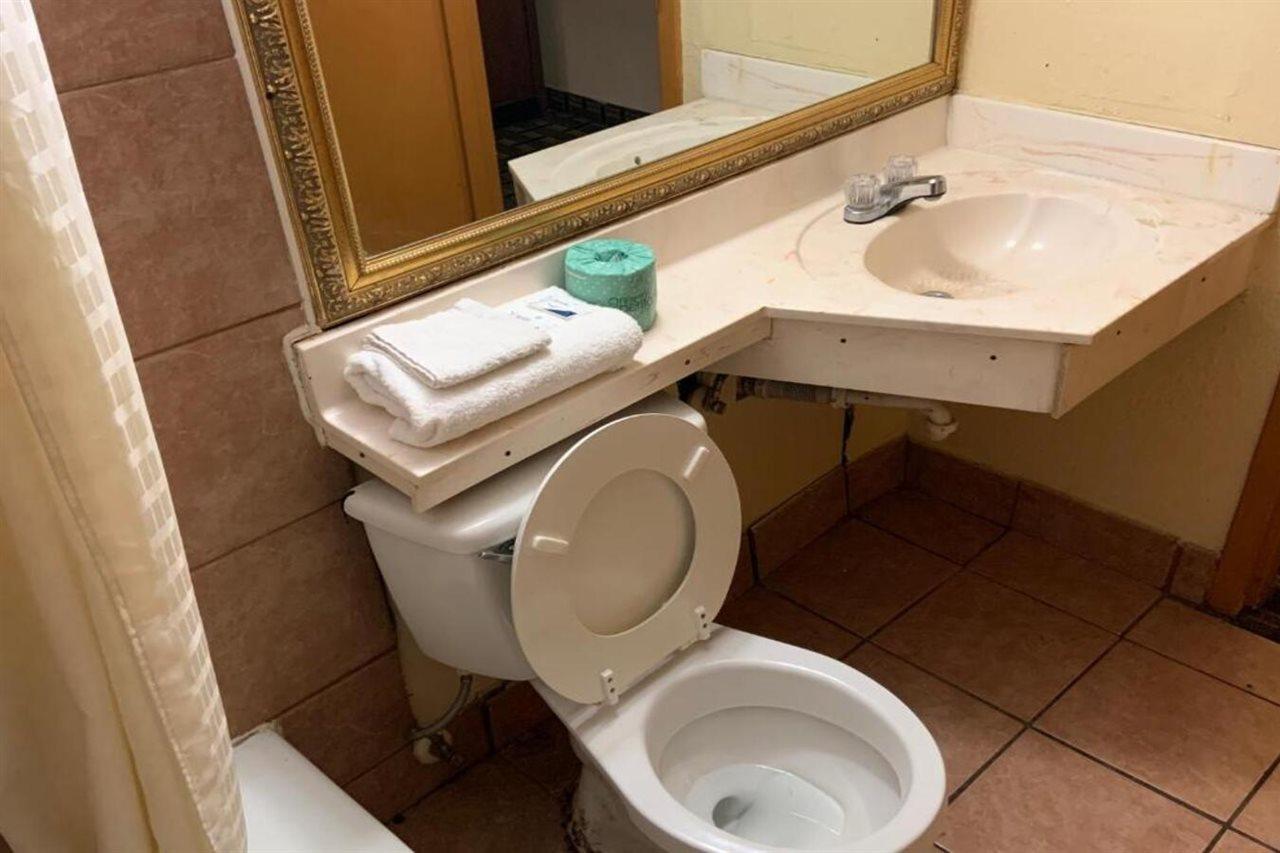 Real Value Inn Мемфис Экстерьер фото