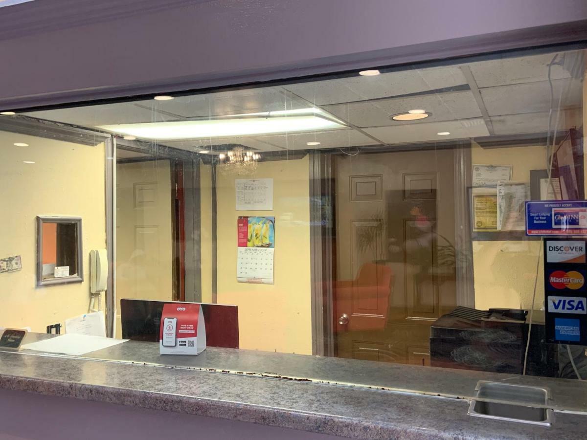 Real Value Inn Мемфис Экстерьер фото