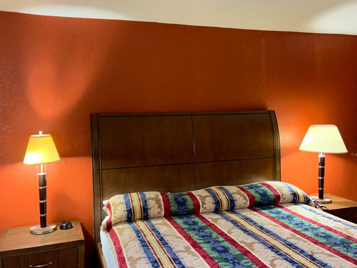 Real Value Inn Мемфис Экстерьер фото