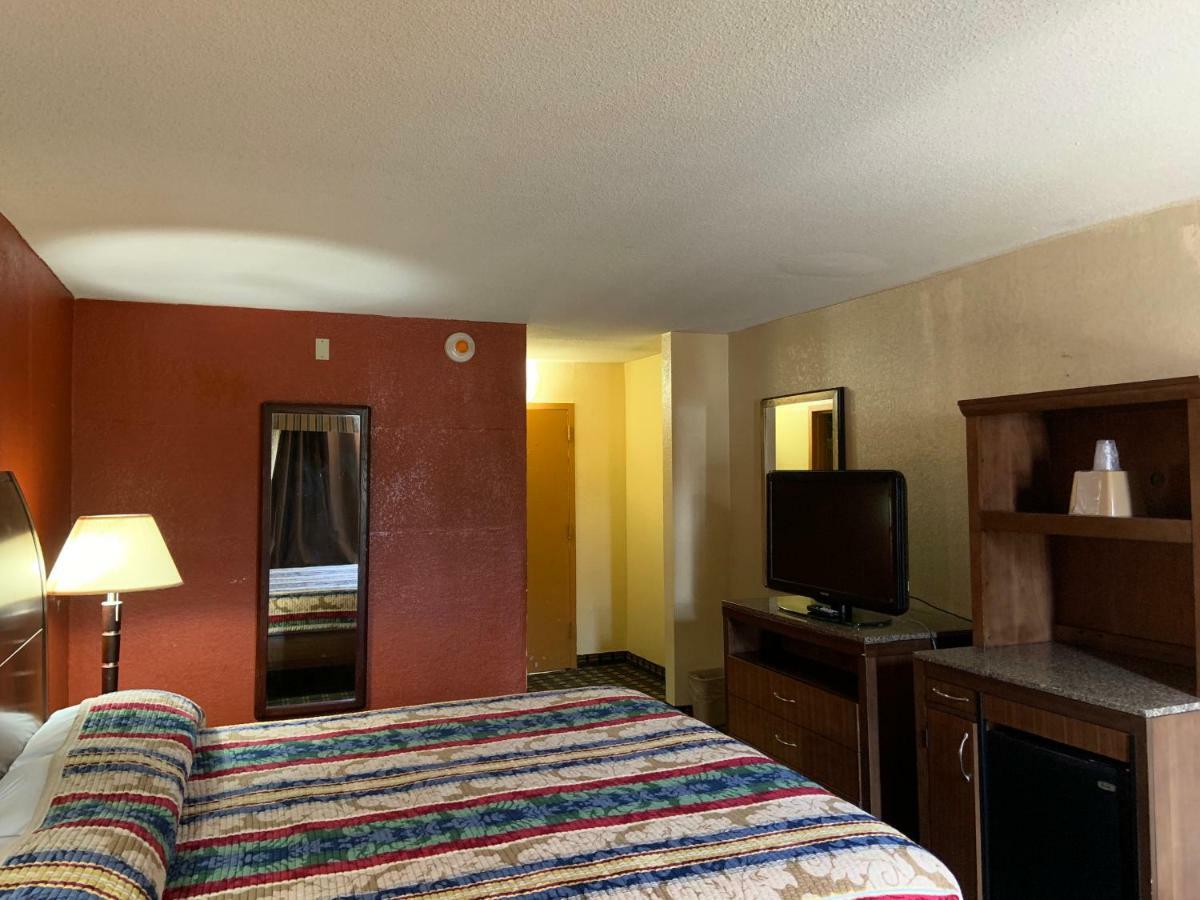 Real Value Inn Мемфис Экстерьер фото