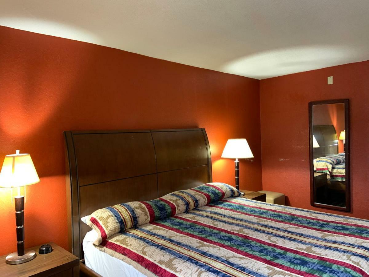 Real Value Inn Мемфис Экстерьер фото
